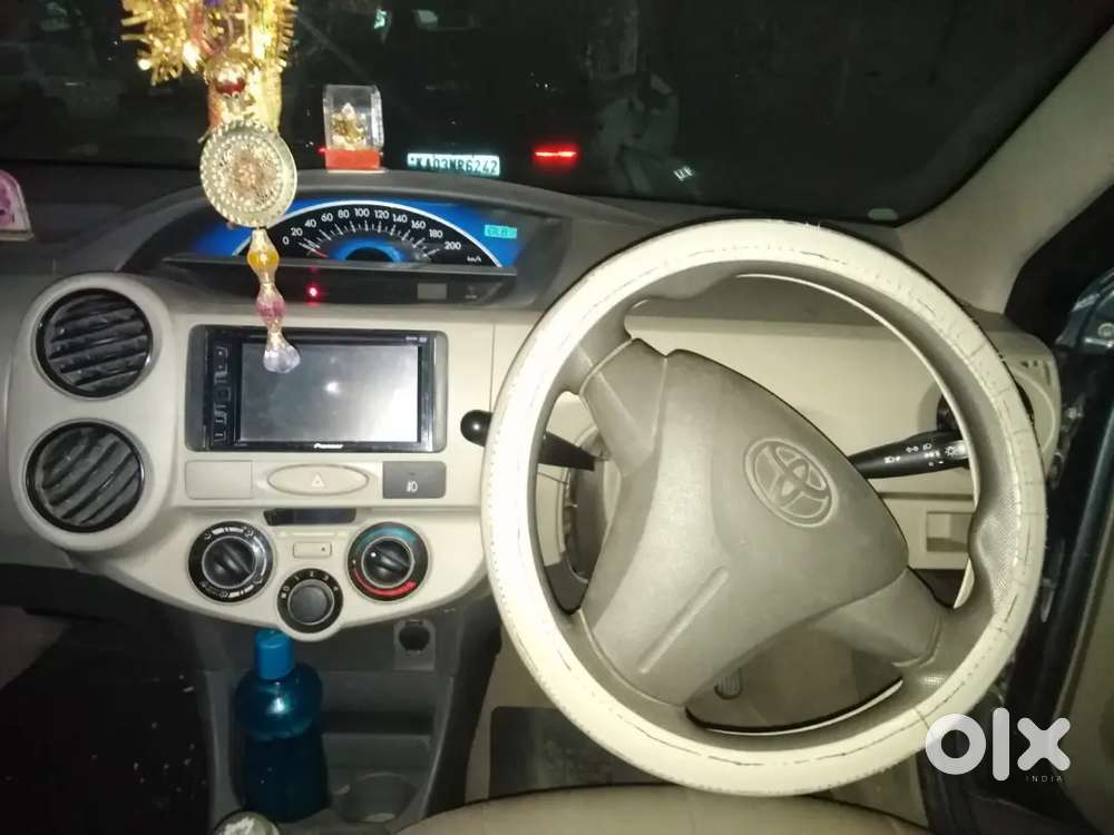 Toyota Etios Cross 2013 Petrol 31998 Km Driven