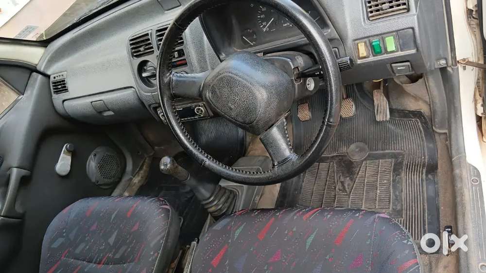 Good Condition White Colour Maruti Zen With Ac