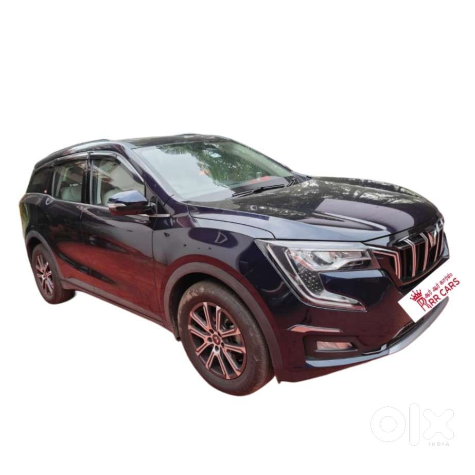 Mahindra Xuv700 2.0 Ax 7 Petrol Mt Str, 2023, Petrol