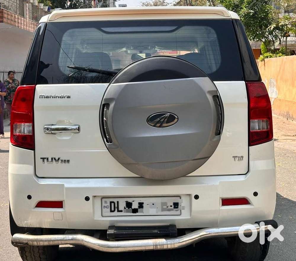 Mahindra Tuv 300 T10, 2018, Diesel