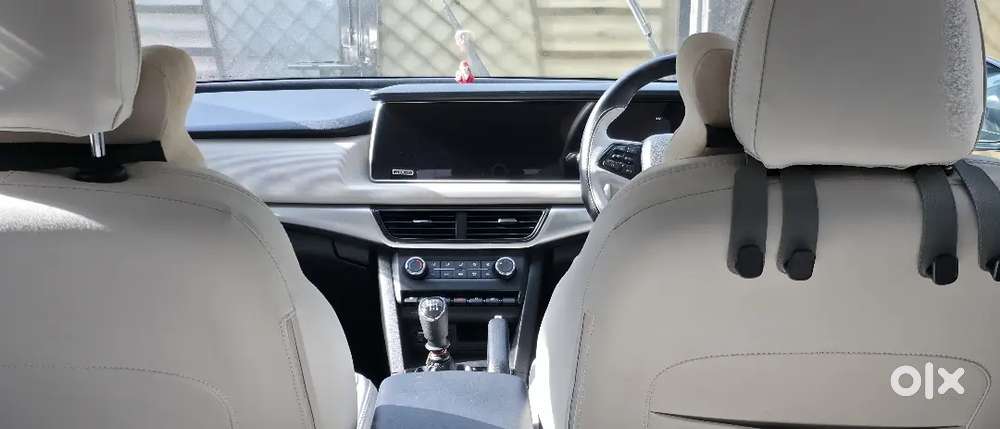 Mahindra Xuv