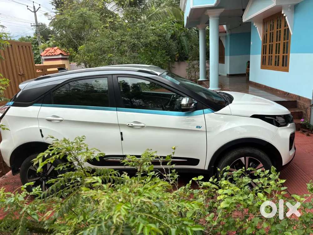 Tata Nexon Ev 2.0 Xz Plus Well Maintained