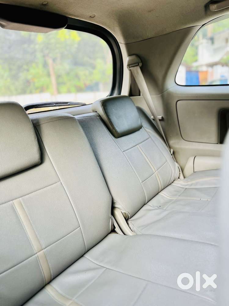 Toyota Innova 2.5 E Diesel Ps 8-seater, 2013, Diesel