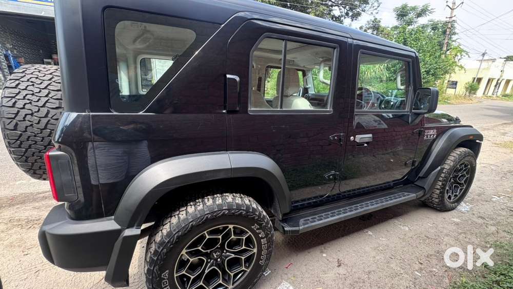 Mahindra Thar Roxx 2025
