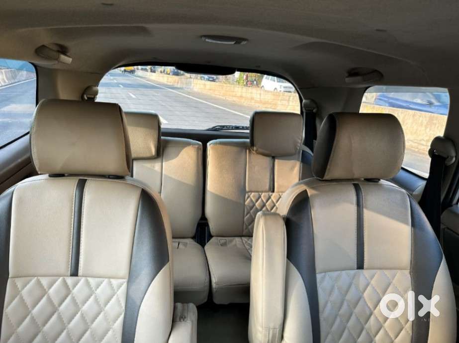 Toyota Innova 2.5 Vx 7 Str Bs-iii, 2015, Diesel