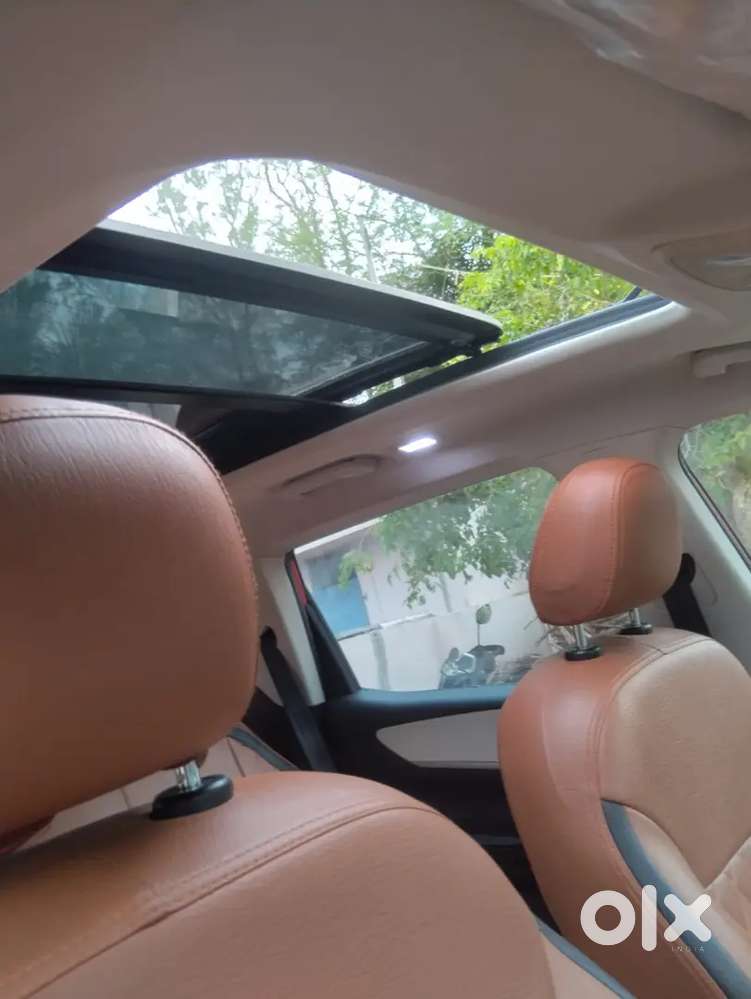 Mahindra Xuv700 2022 Petrol Automatic