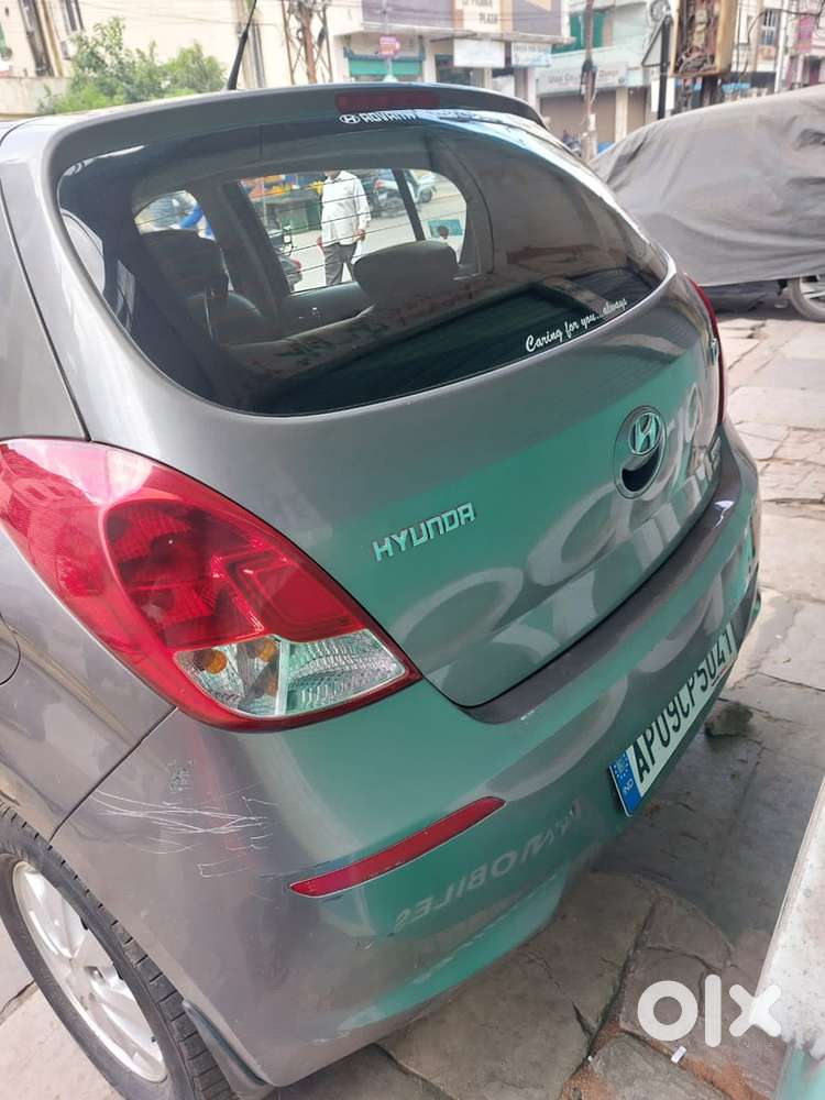 Hyundai I20 Petrol Manual 2013
