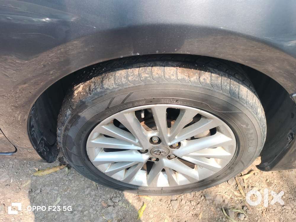 Toyota Camry 2.5l Automatic, 2015, Cng & Hybrids