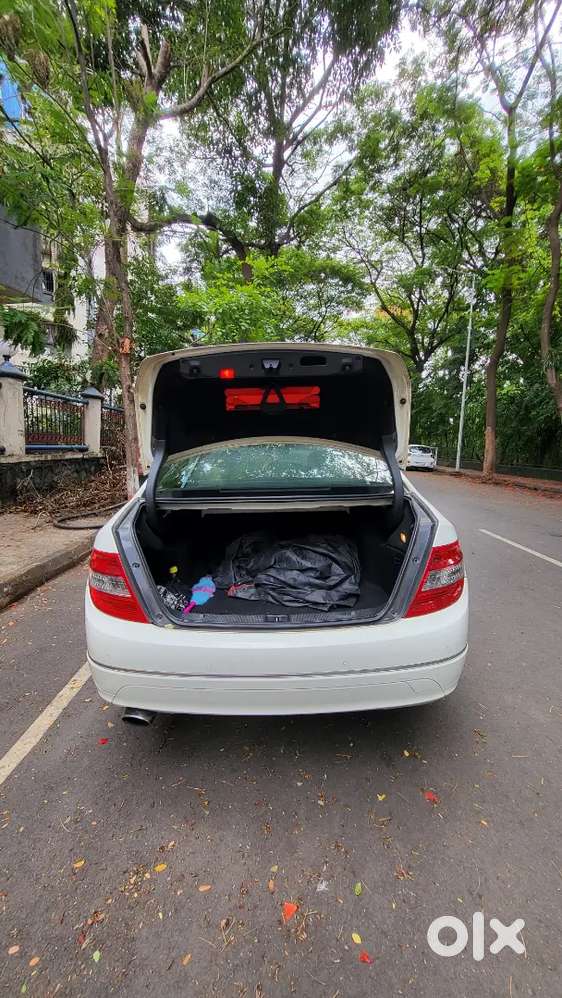 Mercedes-benz C-class 2011 Petrol Well Maintained