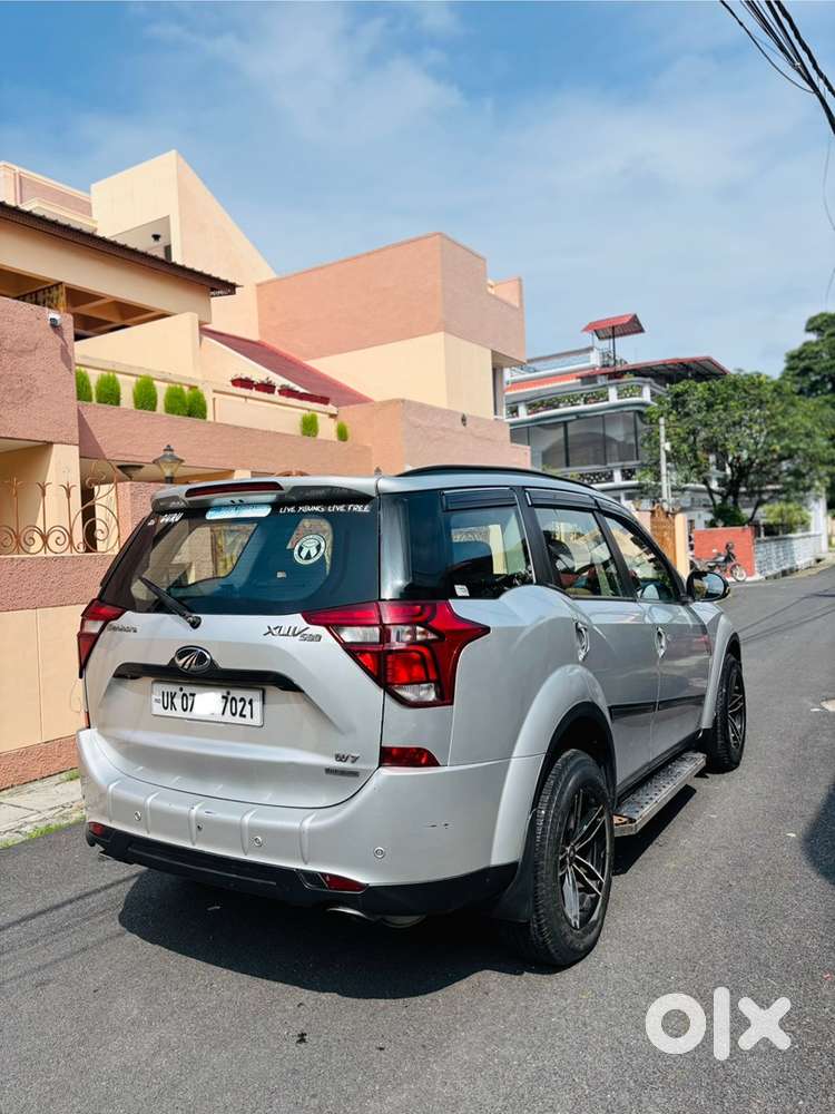 Xuv500 W7 (o) At  2018  1st Owner  Uk07