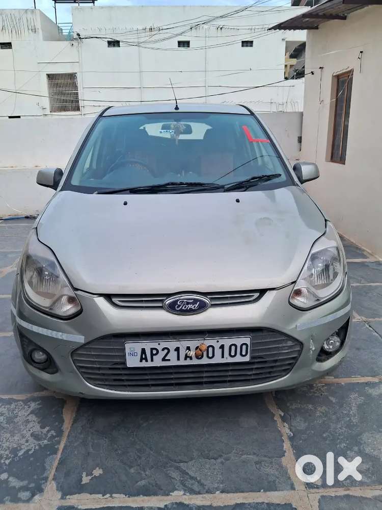Ford Figo 1.5d 2010 Odometer 80000 Km