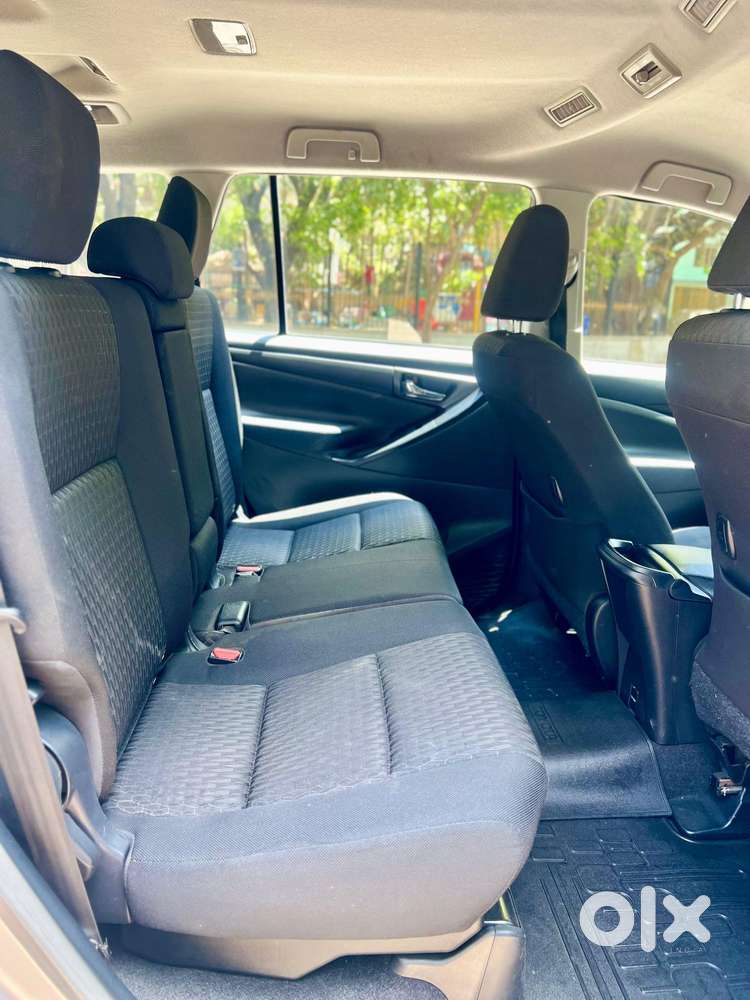 Toyota Innova Crysta 2.8 Gx At 8s, 2017, Diesel