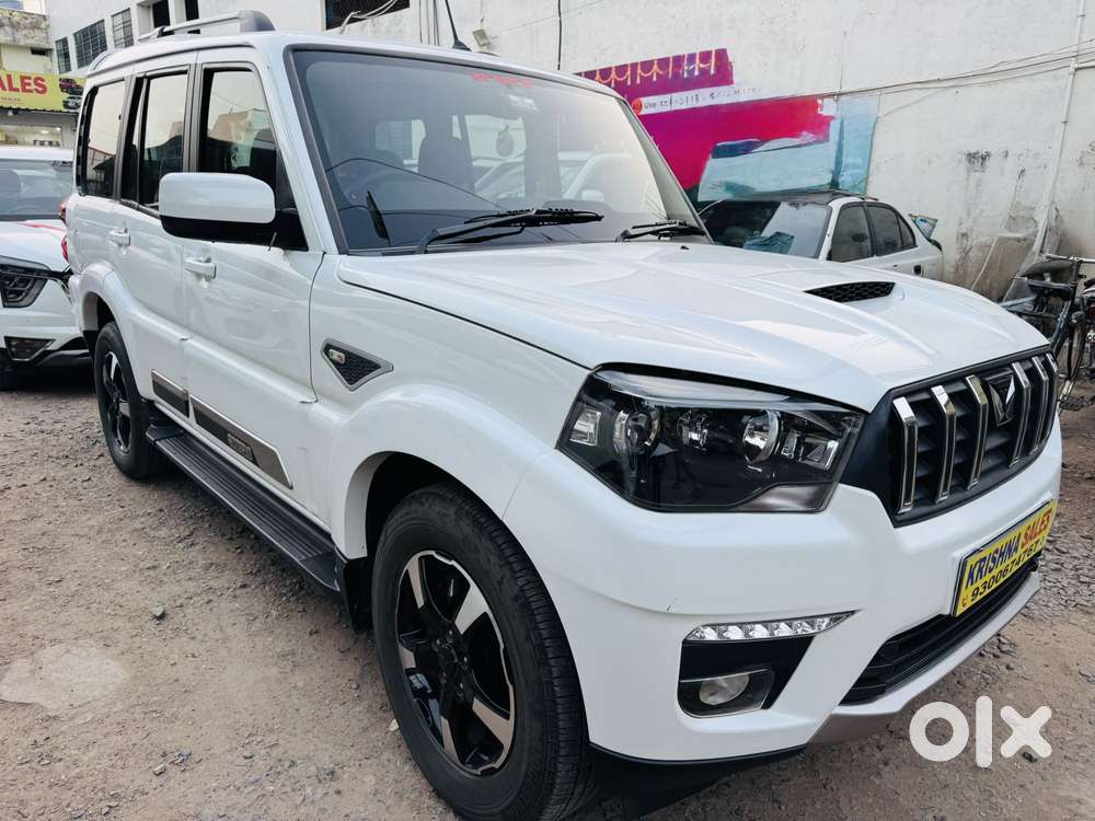 Mahindra Scorpio Classic 2.2 S 11 Mt 7 Str, 2024, Diesel