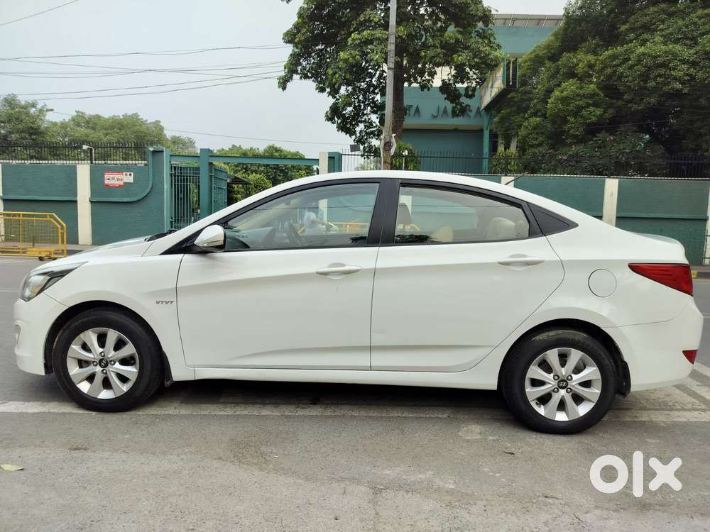 Hyundai Verna 1.6 Vtvt At S, 2016, Petrol