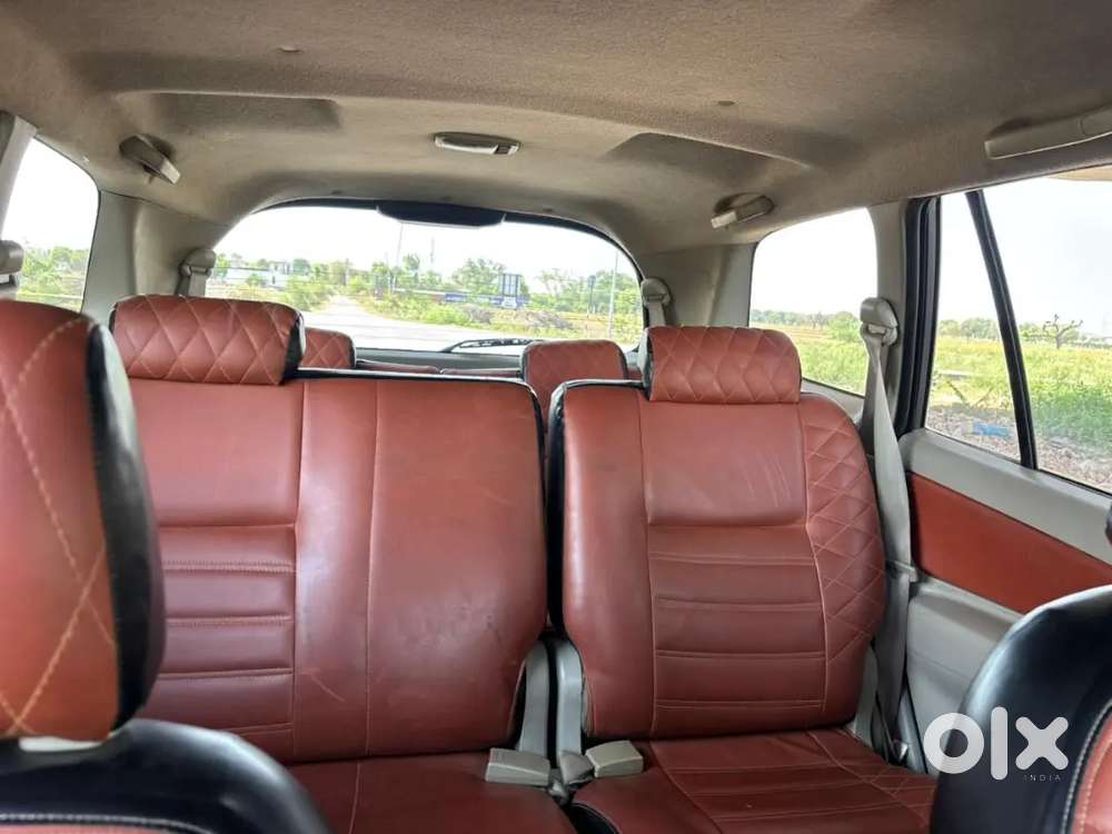 Innova First Owner V Top Model