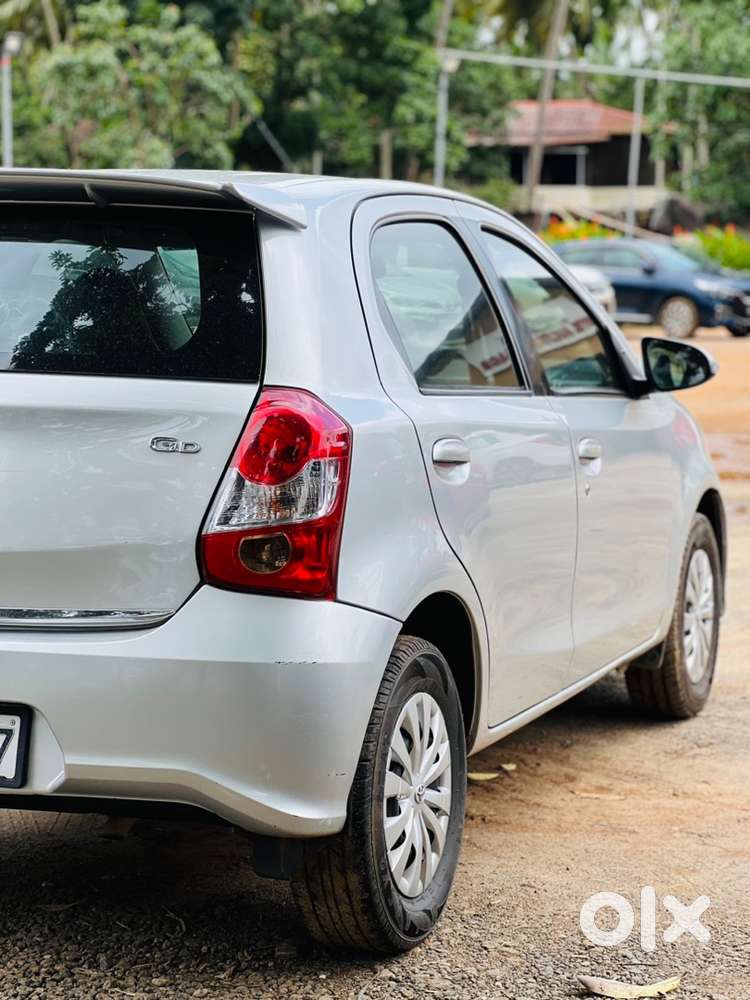 Toyota Etios Liva 2012