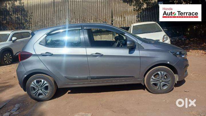 Tata Tiago Xza, 2019, Petrol