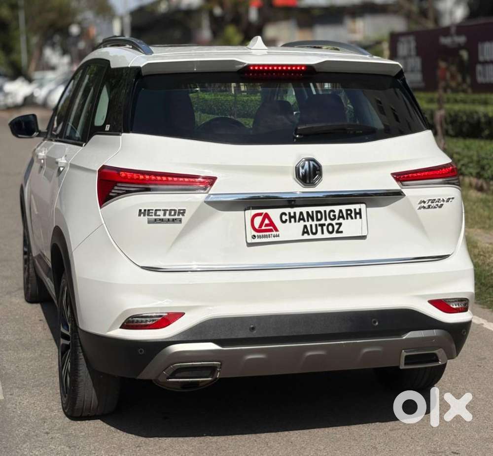 Mg Hector Plus 1.5 Sharp Turbo Cvt 6 Str, 2022, Petrol