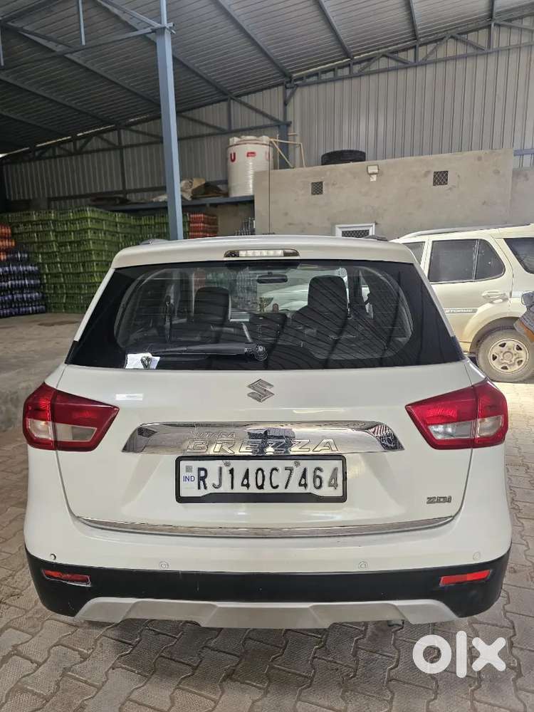 Maruti Suzuki Brezza 2016 Diesel Well Maintained