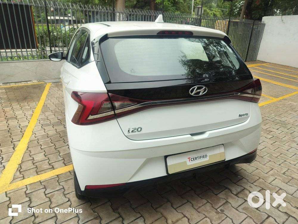 Hyundai I20 Sportz 1.2 Ivt, 2021, Petrol