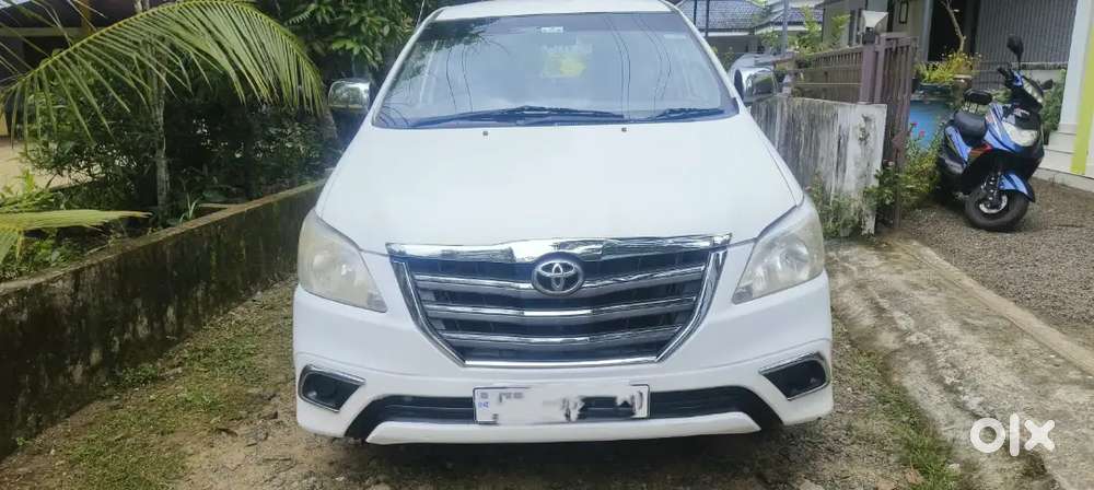 Toyota Innova 2.5 G 2012