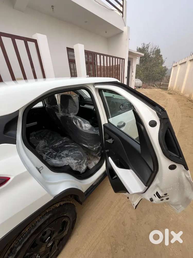 Tata Punch 2025 Petrol 3500 Km Driven