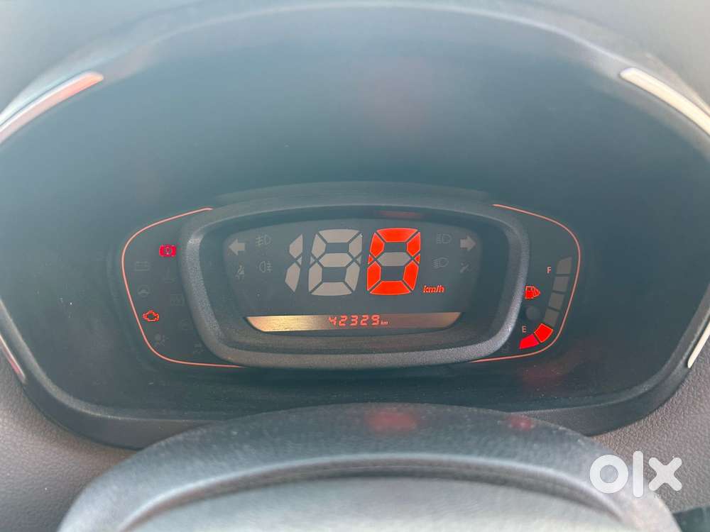 Renault Kwid 1.0 Rxt Edition, 2017, Petrol