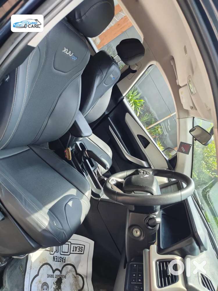 Mahindra Xuv700, 2022, Petrol