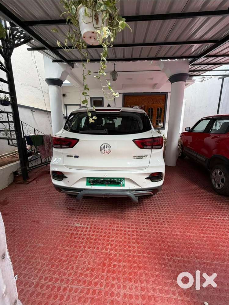 MG ZS EV 2023, automatic transmission - Photo 2