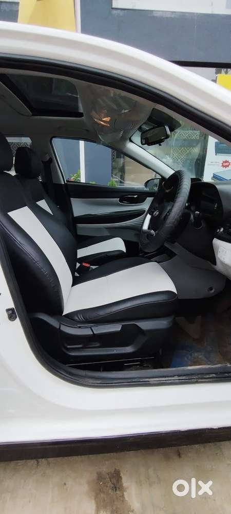 Hyundai New I20 1.2 Asta Ivt Dual Tone, 2025, Petrol