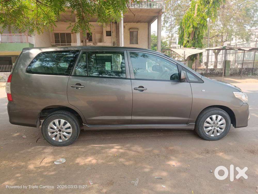 Toyota Innova 2.5 Gx 7 Str Bs-iii, 2013, Diesel