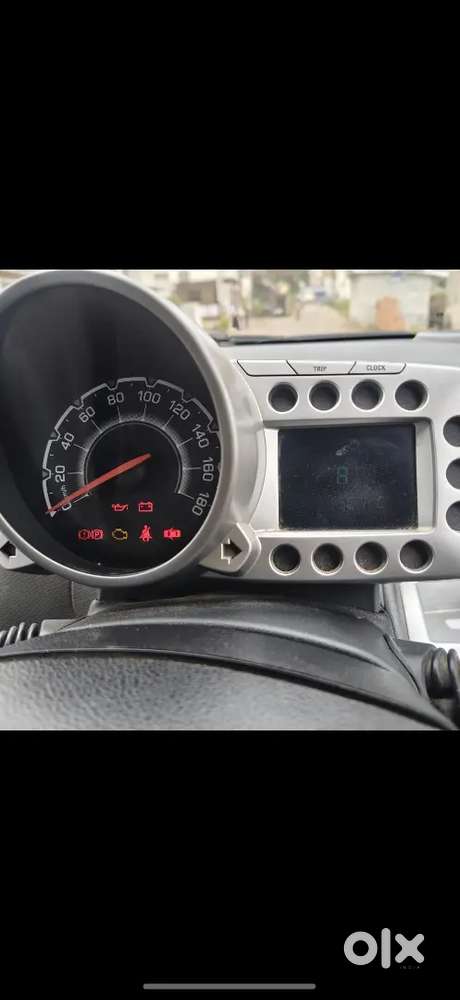 Chevrolet Beat Lt Petrol 2013