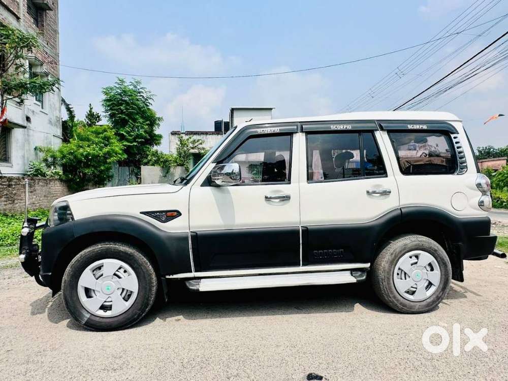 Mahindra Scorpio S4 Plus 9s, 2014, Diesel