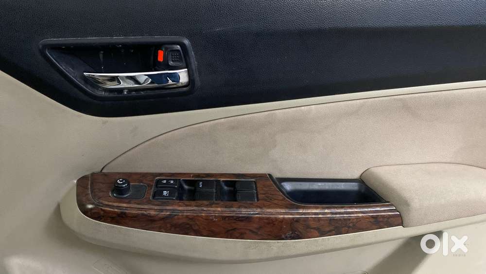 Maruti Suzuki Swift Dzire 1.2 Vxi Bsiv, 2020, Petrol