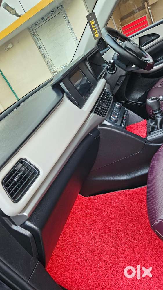 Mahindra Xuv700 2.2 Ax 5 Diesel Mt Str, 2024, Diesel