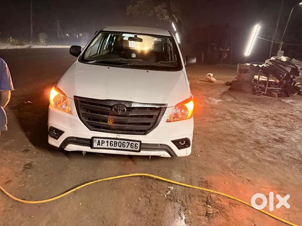 Toyota Innova 2009 Diesel 250000 Km Driven And Well Maintained
