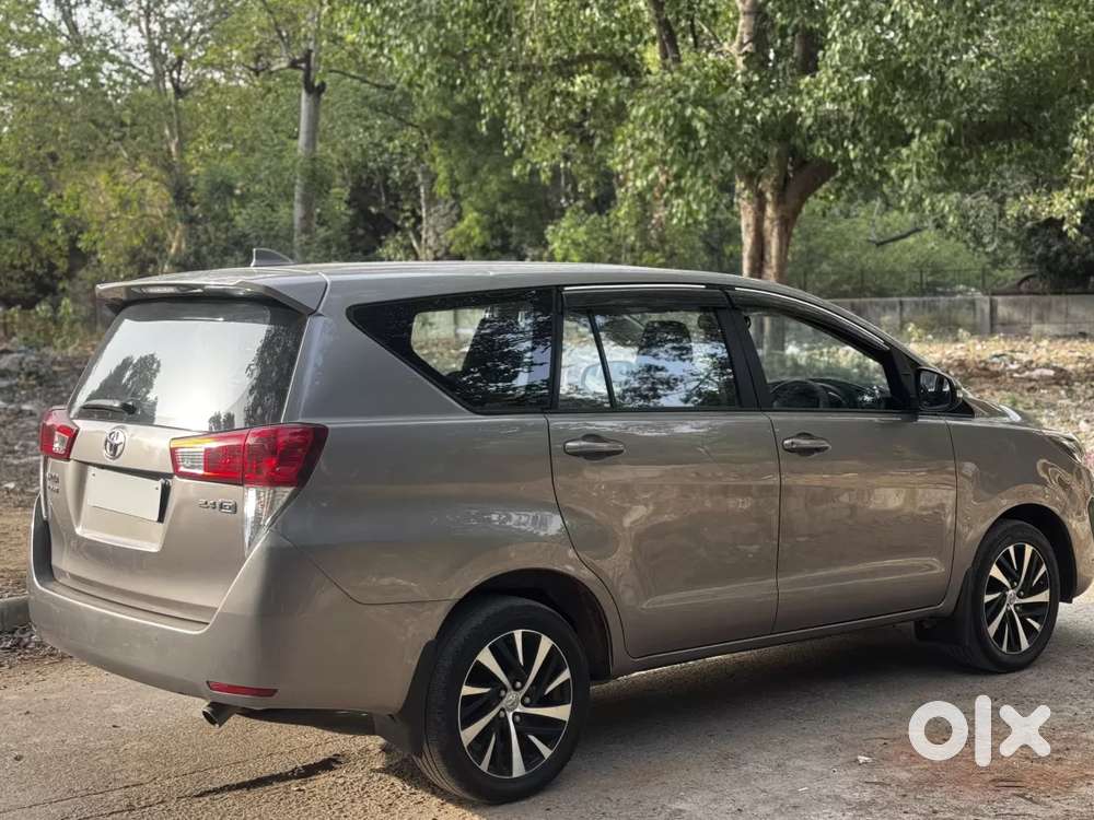 Toyota Innova Crysta [2020-ongoing] 2.4 Gx 7 Str, 2022, Diesel