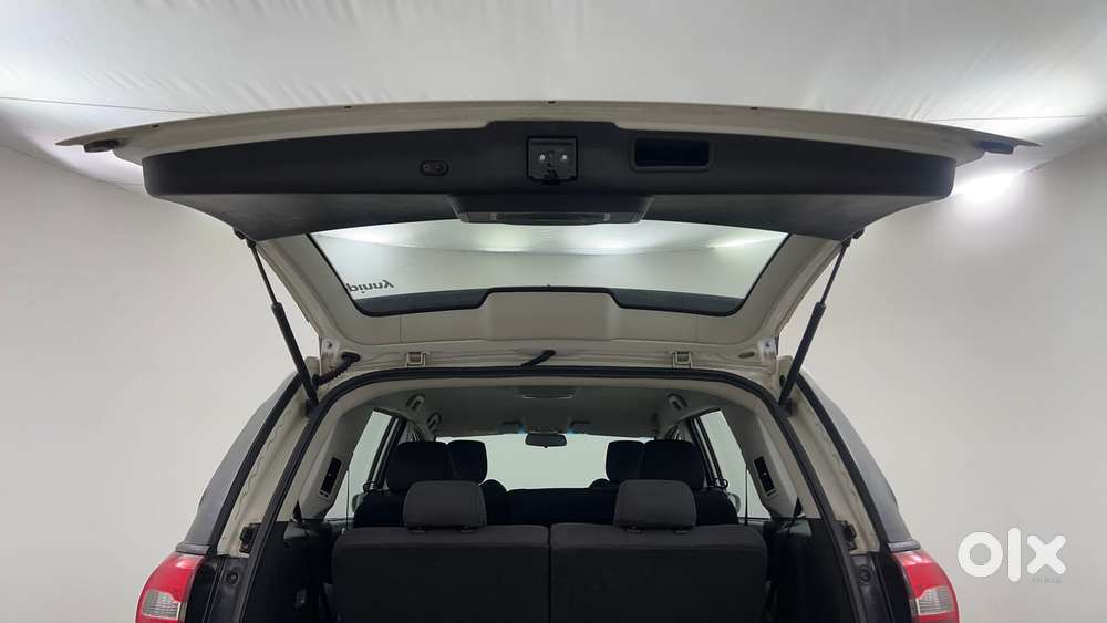 Tata Hexa 2.2 Xe 4x2 7 Str, 2018, Diesel