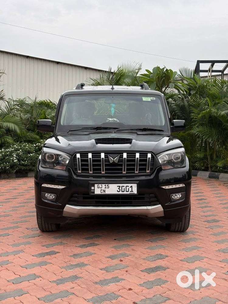 Mahindra Scorpio Classic 2.2 S 11 Mt 7 Str, 2023, Diesel