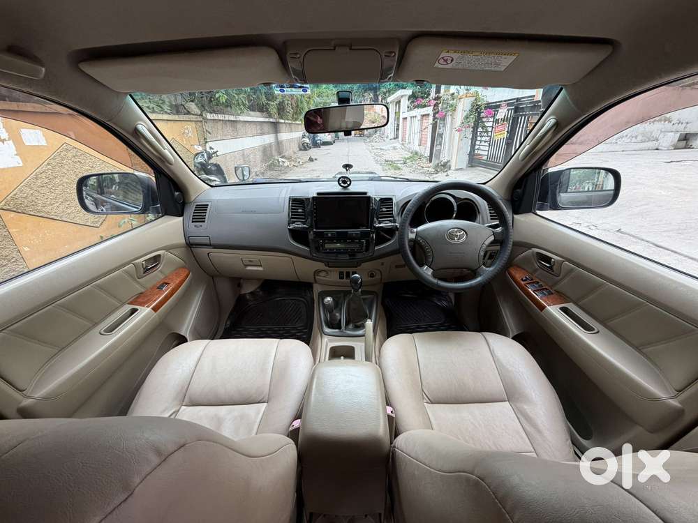 Toyota Fortuner 3.0 4x4 Manual, 2011, Diesel