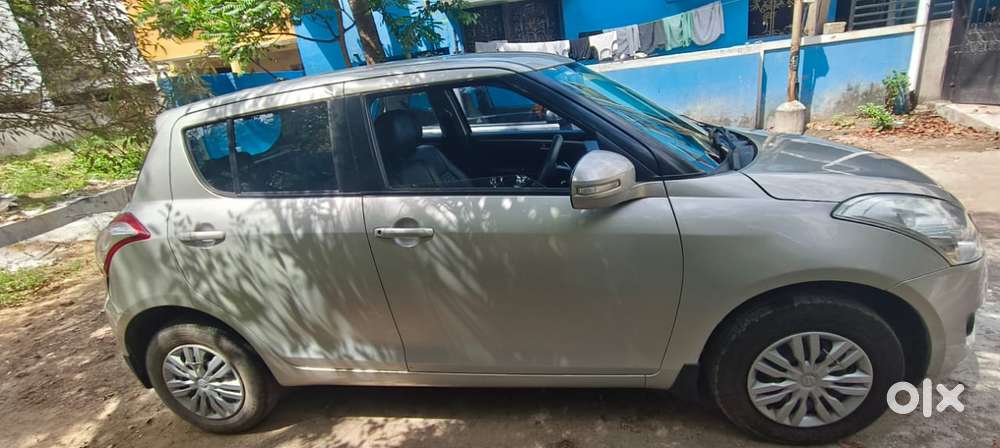 Maruti Suzuki Swift Vxi + Manual, 2014, Petrol