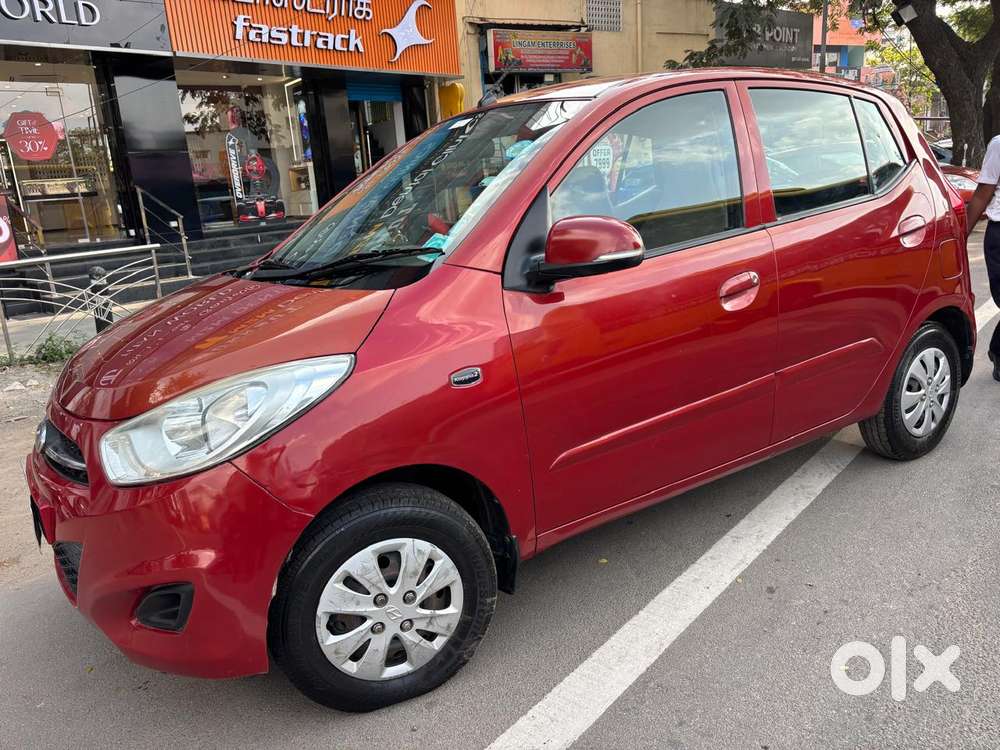 Hyundai I10 Sportz At, 2013, Petrol