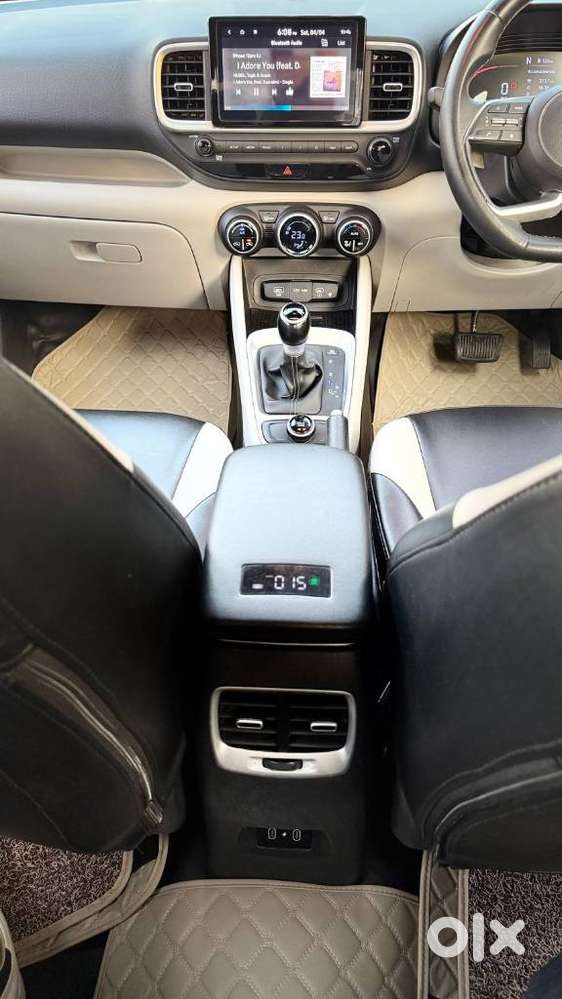 Hyundai Venue 1.0 Sx Plus Turbo Dct Dual Tone, 2023, Petrol