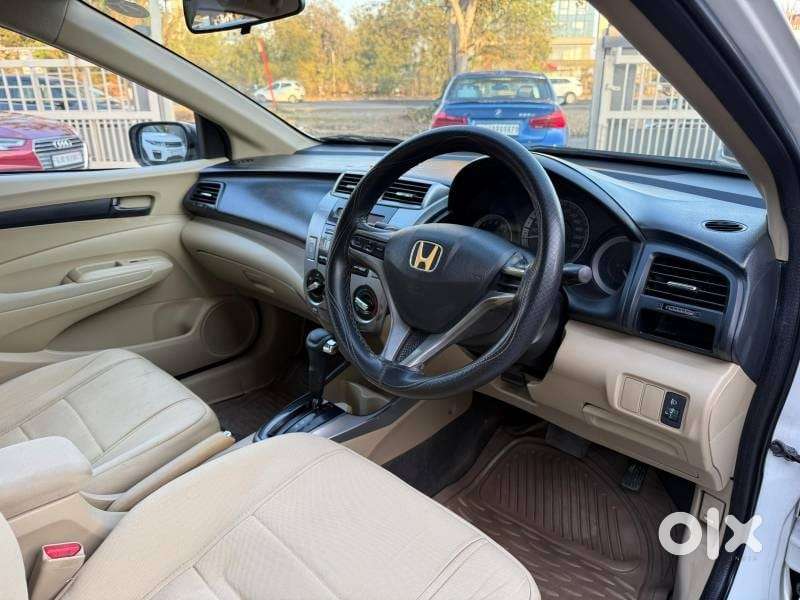 Honda City 2014-2015 V At, 2012, Petrol