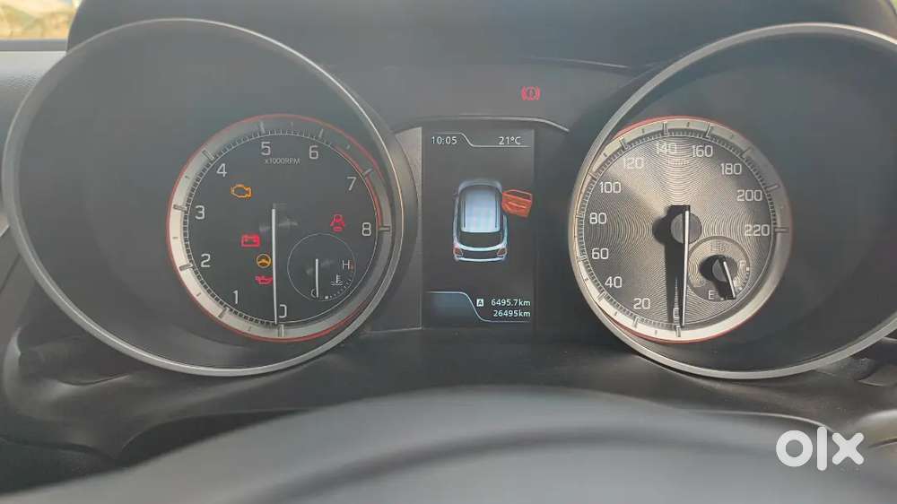 Maruti Suzuki Swift Zxi+ Deul Tone Petrol 35000 Km Dreven