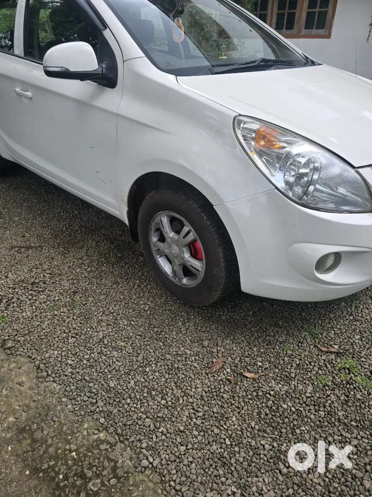 Hyundai I20 1.4 Asta 2011 Paper Upto 2031