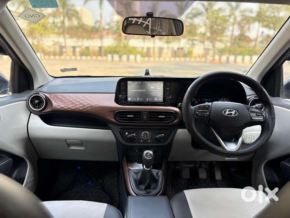 Hyundai Aura 1.2 Sx Cng, 2024, Cng & Hybrids