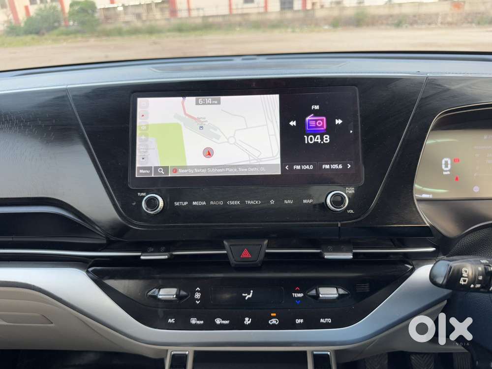 Kia Carens 1.5 Luxury Plus Diesel 6 Str, 2022, Diesel