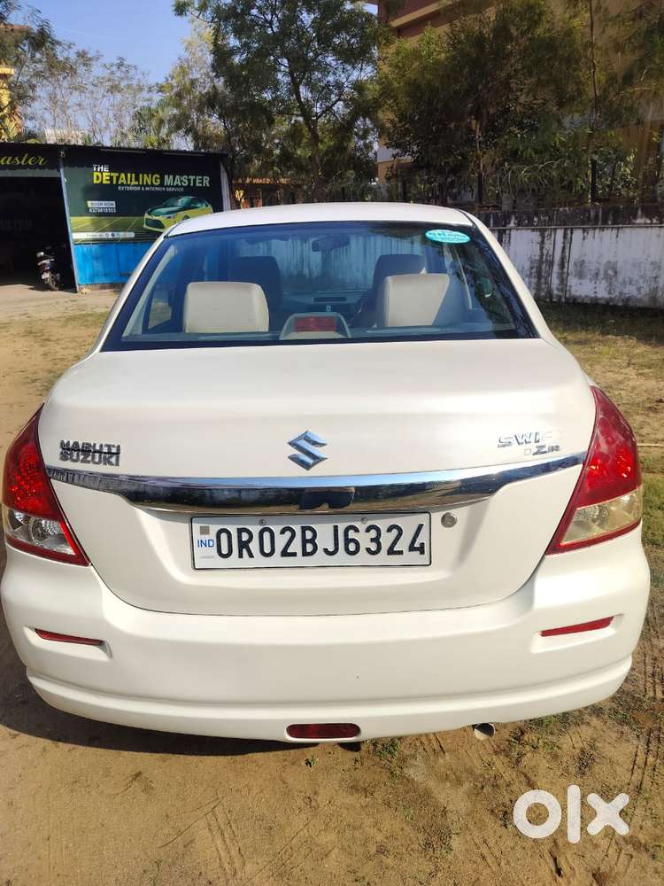Maruti Suzuki Swift Dzire Vxi, 2011, Petrol