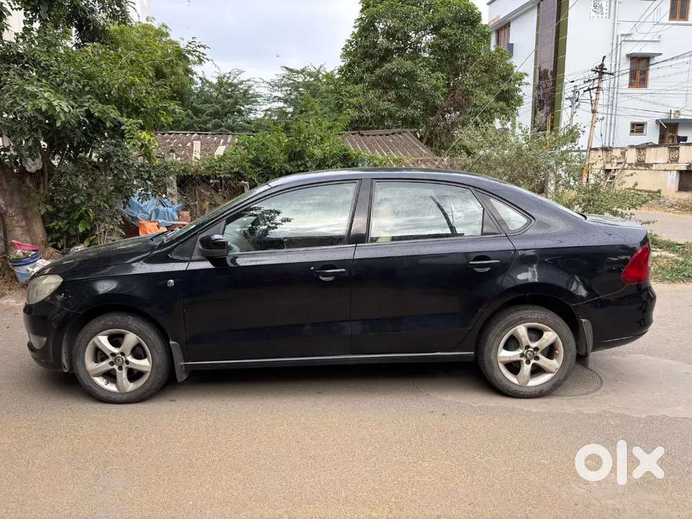 Skoda Rapid Elegance 2012 Diesel
